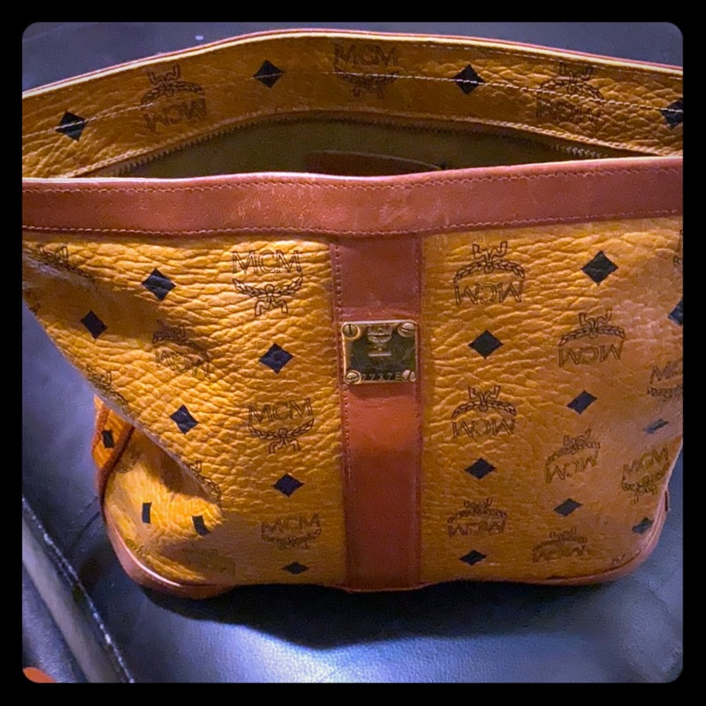 Mcm crossbody